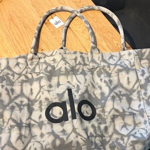 ALO Yoga Gray Tie-Dye Tote